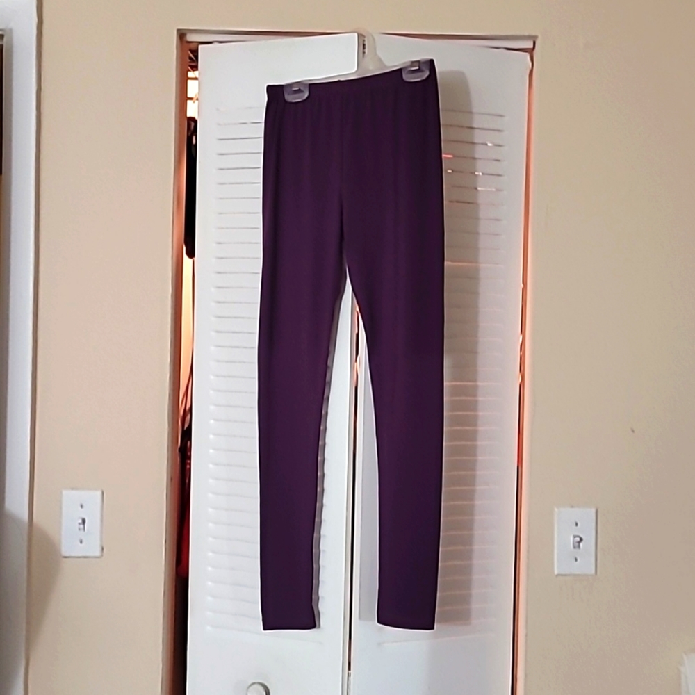 Purple Spandex stretch leggings Woman's Size S/M Pre-owned
